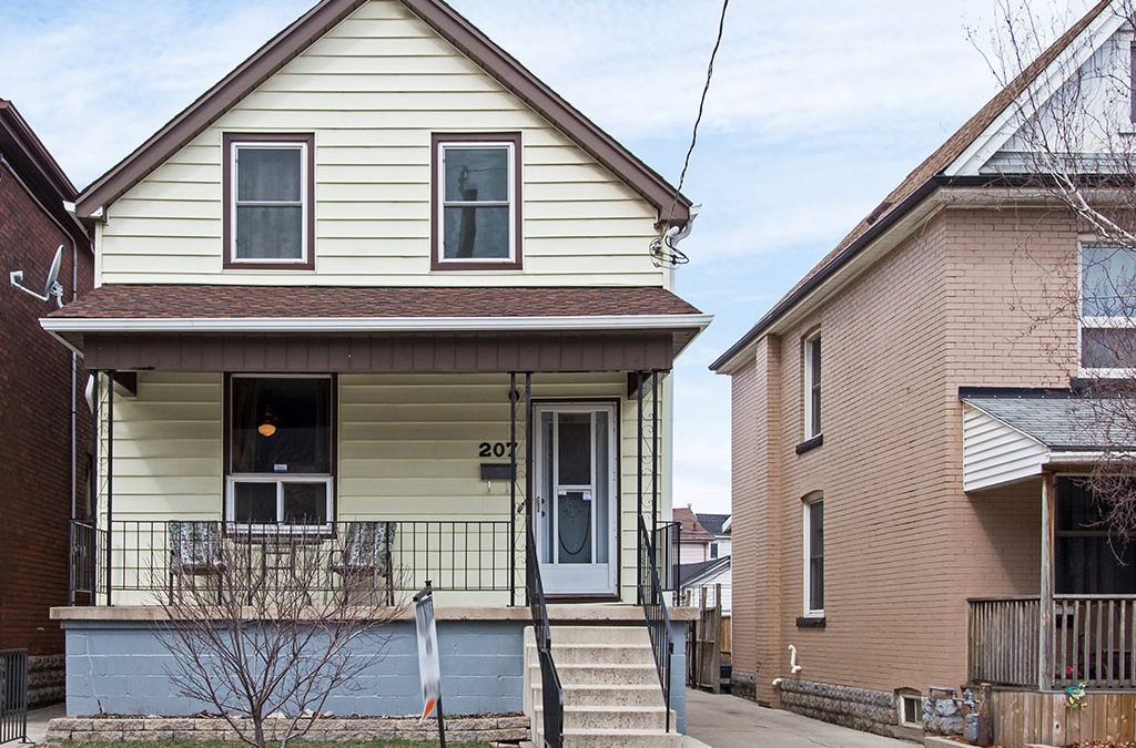 207 Glendale Avenue North, Hamilton