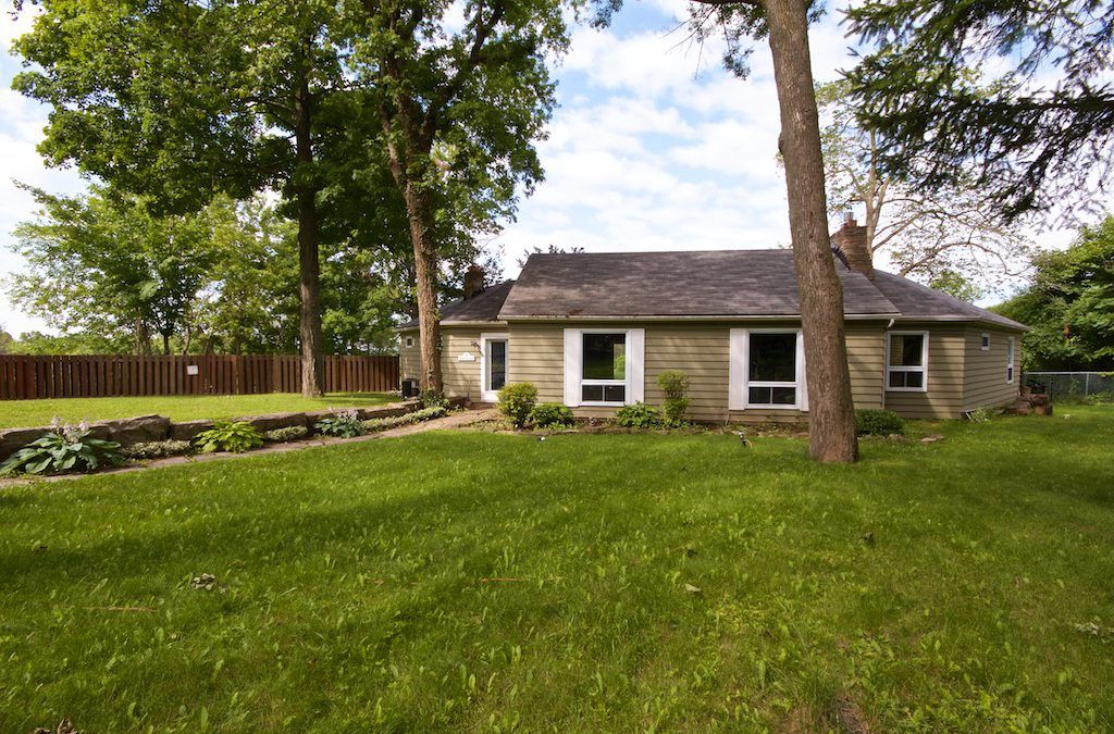 8 Renwood Place, Waterdown